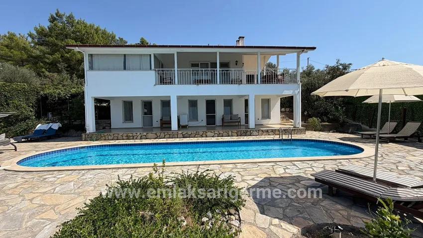 4+1-Zimmer Villa Zu verkaufen in Gökbel Bz. Ortaca - 992 m²