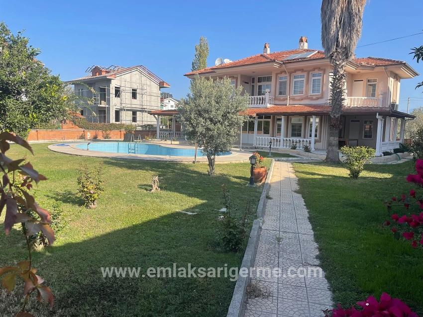4+1 Villa Zum Verkauf Auf Einem 1000 M² Großen Grundstück In Dalyan