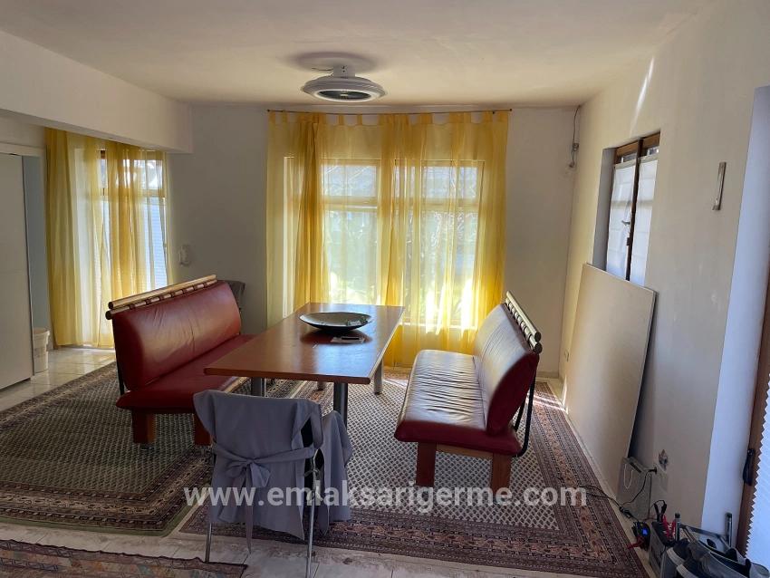 Freistehendes, Eingeschossiges Haus Auf Einem 2882 M² Großen Grundstück In Eskiköy Zu Verkaufen.