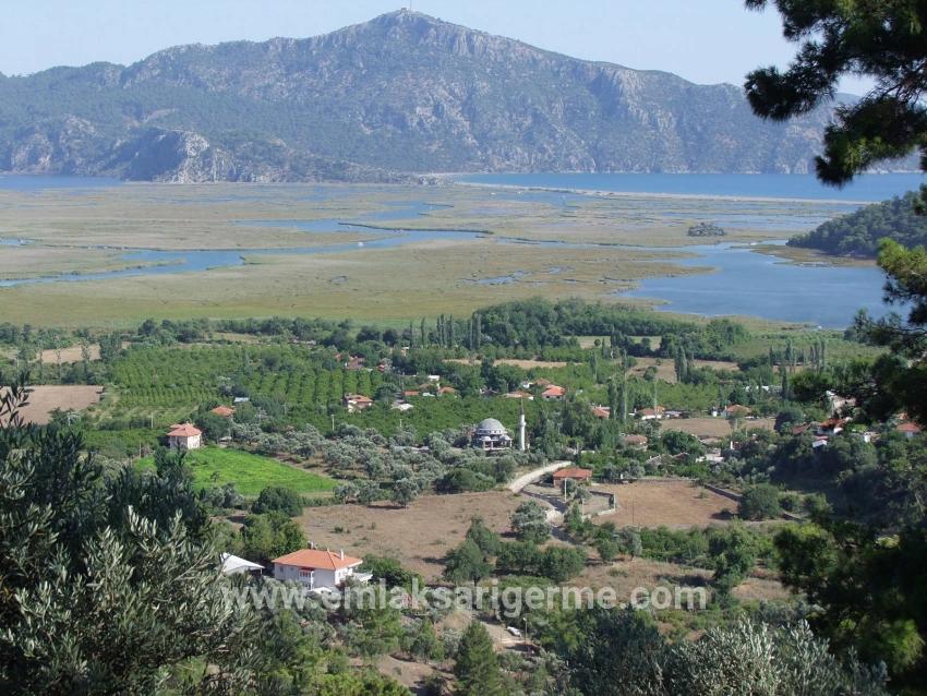 1252m2 Grundstück Zum Verkauf Mit Seeblick In Çandır