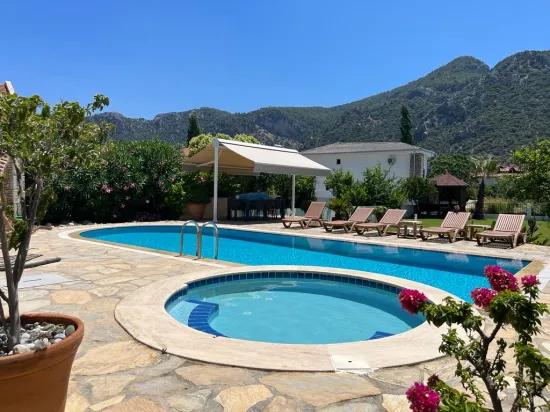 Dalyan In Arıkbaşı 4+1 Zu Verkaufende Villa
