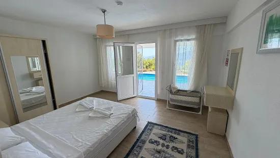In Dalyan Gökbel mit See- und Meerblick 4+1 Villa zu verkaufen