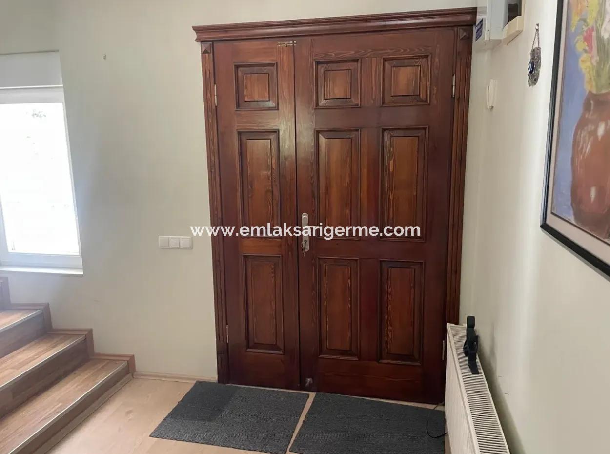 4 2 Villen Zum Verkauf Auf Einem Grundstück Von 6000M2 In Dalyan Gulpinar