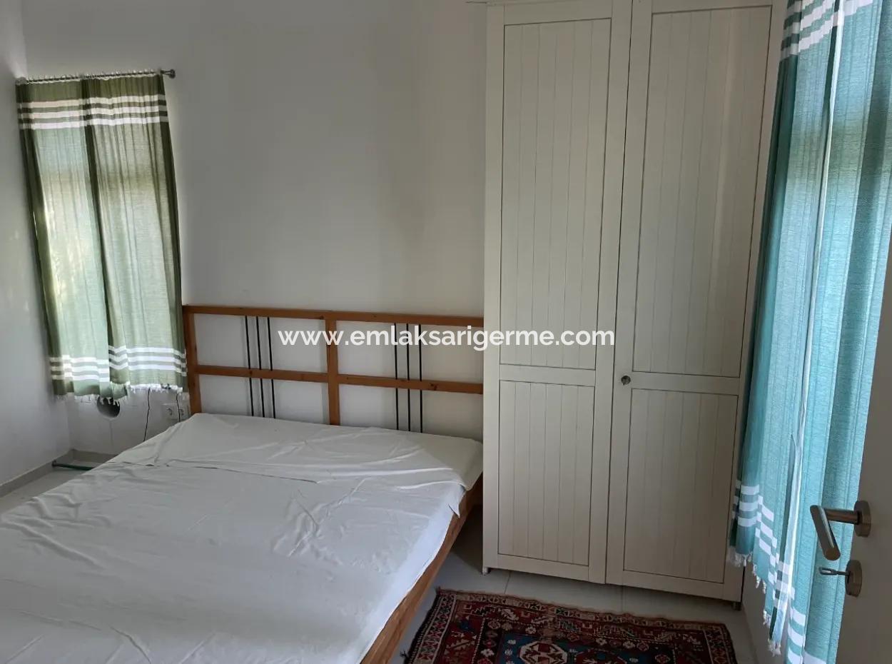 Einstöckiges Haus Zum Verkauf Auf Einem Grundstück Von 2882 M2 In Eskiköy