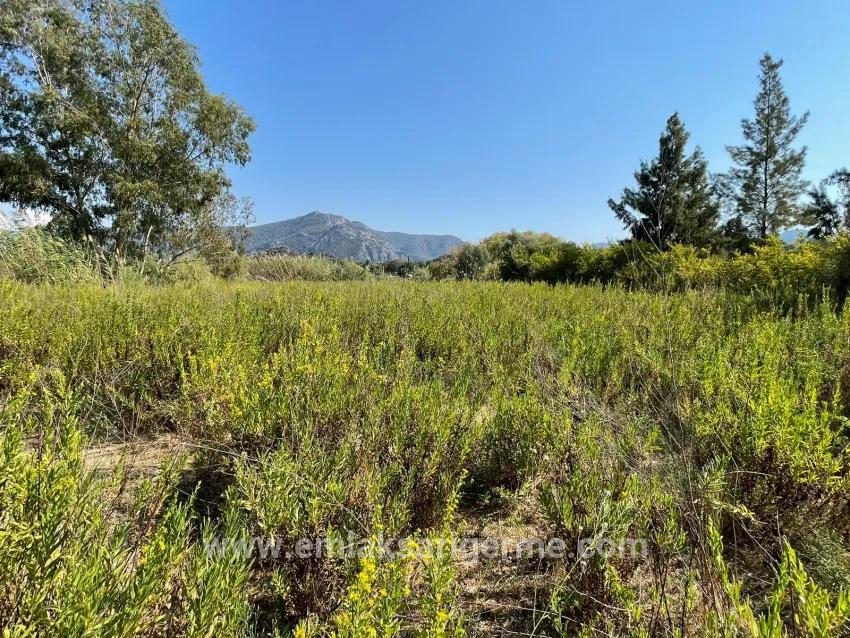 2765m2 Detached House For Sale In Çandır, Right Next To The Canal