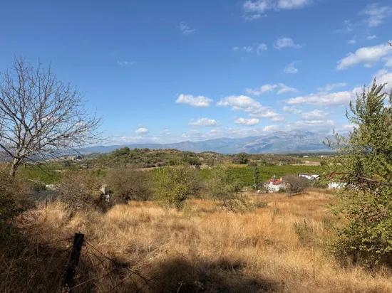 Field for sale, 5.000m2, with lake view In Dalyan, Karadağ