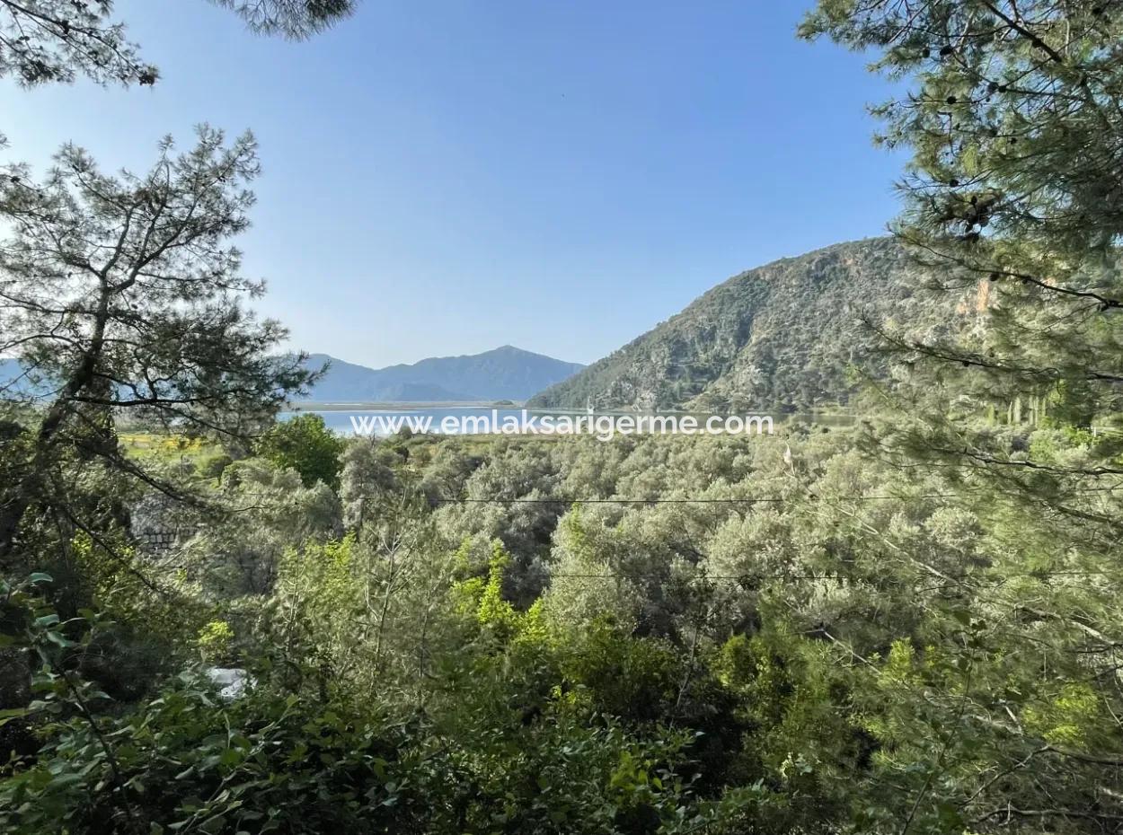 1,136M2 Field Plot For Sale With Çandır Lake View