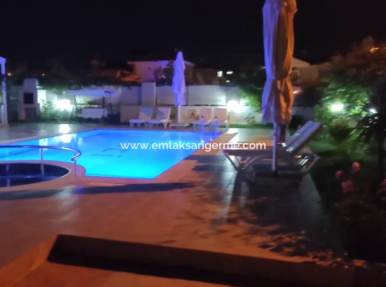 Dalyan Gülpinar'köşebaşi 545M2 Land For Sale 4 1 Villa