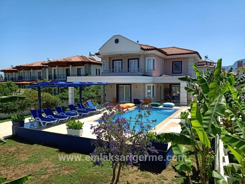 Ortaca Dalyan Mah. Satılık 4+1 Villa - 573 m²