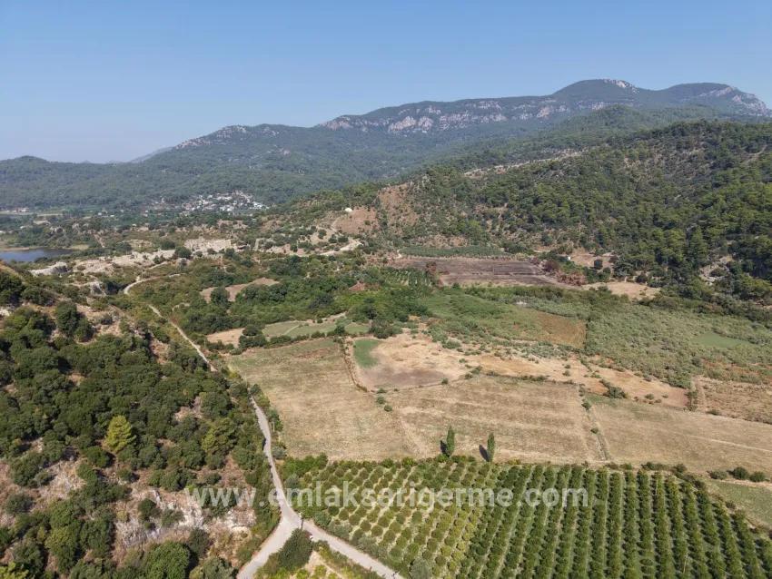 Köyceğiz Çandır Mahallesinde kanala sıfır 20.000m2 satılık tarla