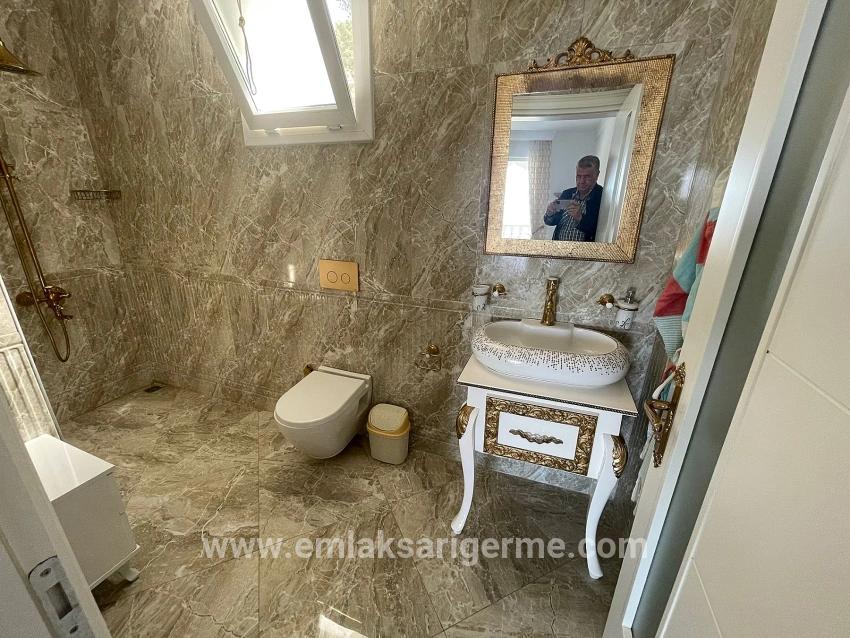 Gökbel'de Full Deniz Manzaralı 5000m2 Arsa İçerisinde Satılık Vıp Villa