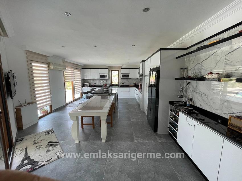 Dalyan İztuzu Manzaralı 7000m2 Arsa İçinde 4+1 Satılık Lüks Villa