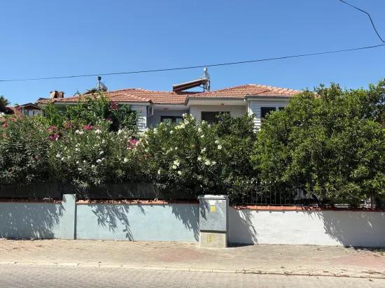 Dalyan Merkezde 300m2 arsa İçinde 3+1 satılık villa