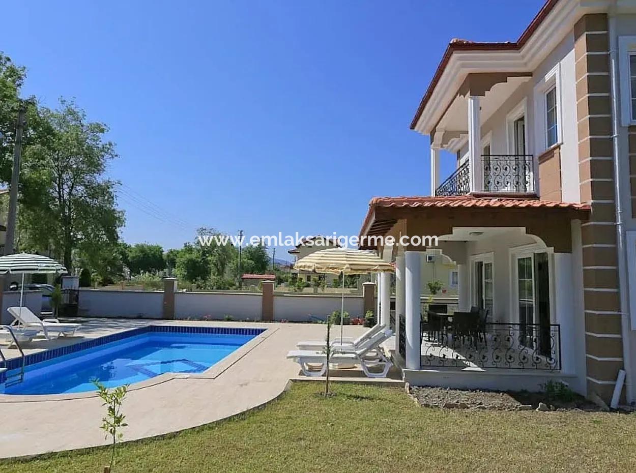 Dalyan Satılık Villa Dalyan Gülpınarda 500M2 Arsa İçin Köşebaşıda 4+1