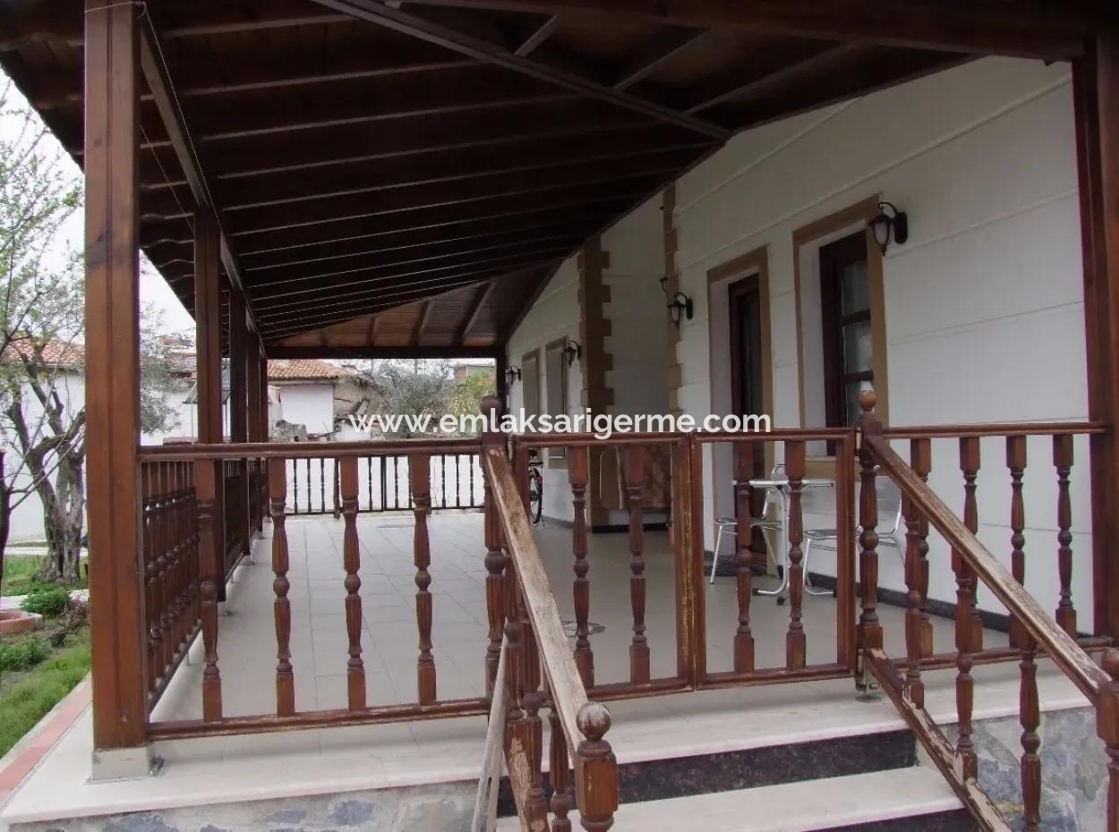 Ulada Satılık Lüks Villa Ulada 1078M2 Arsa İçinde Özel Yapılmış Satılık 4+1 Villa