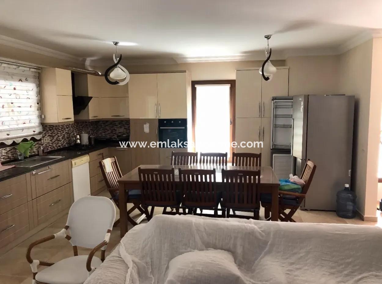 Dalyan'da 575M2 Arsa İçinde 4+1 Satılık Villa
