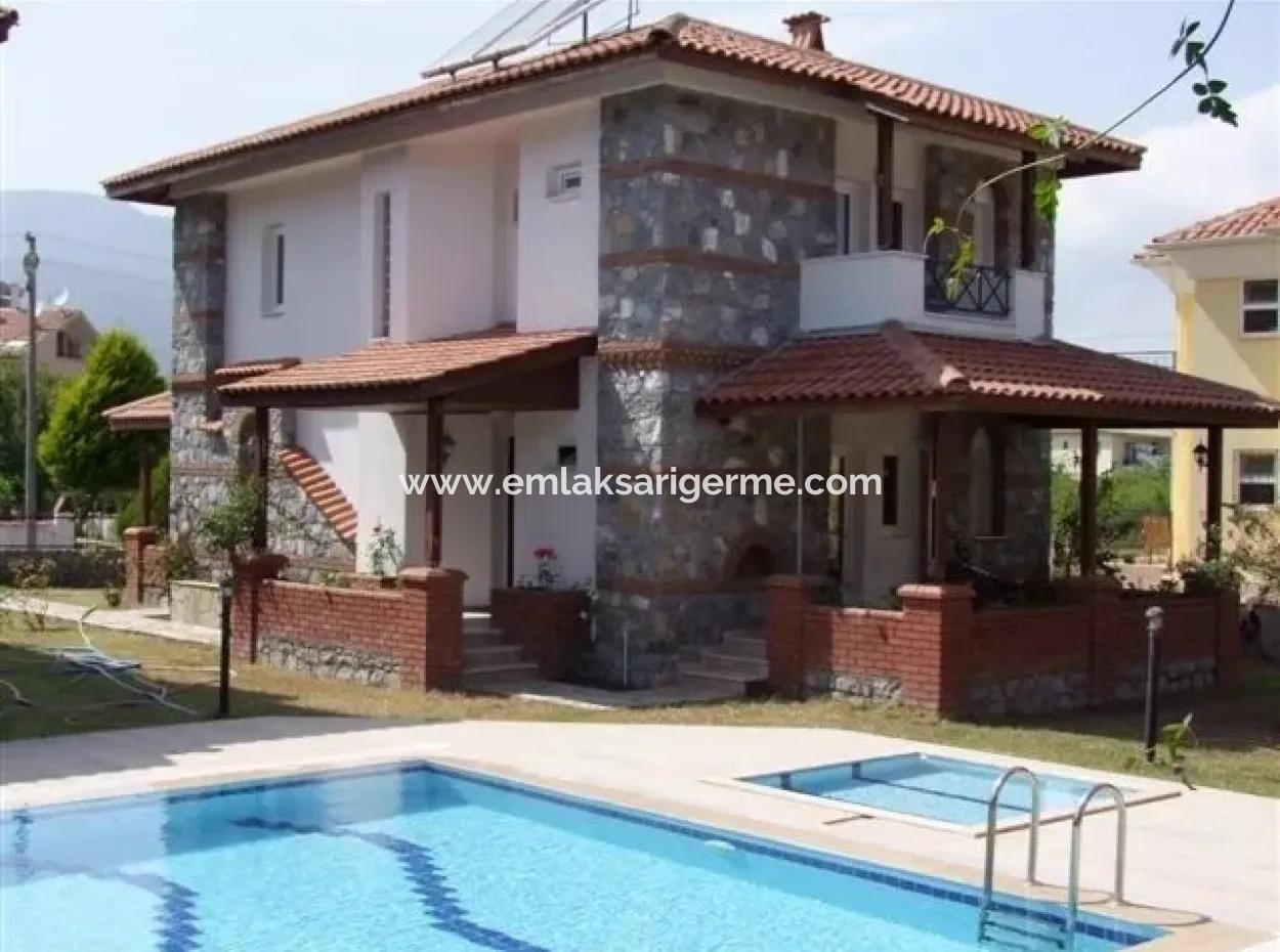 Dalyan'da Site İçerisinde 3+1 Satılık Villa